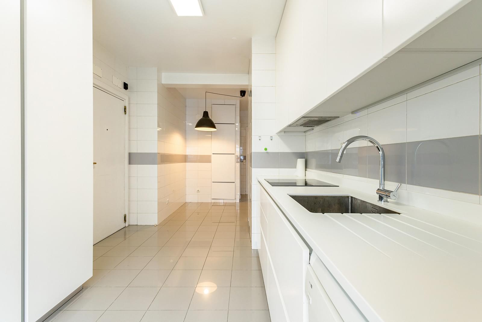 Apartamento T3 com piscina, Lumiar, Lisboa - Imagem 7