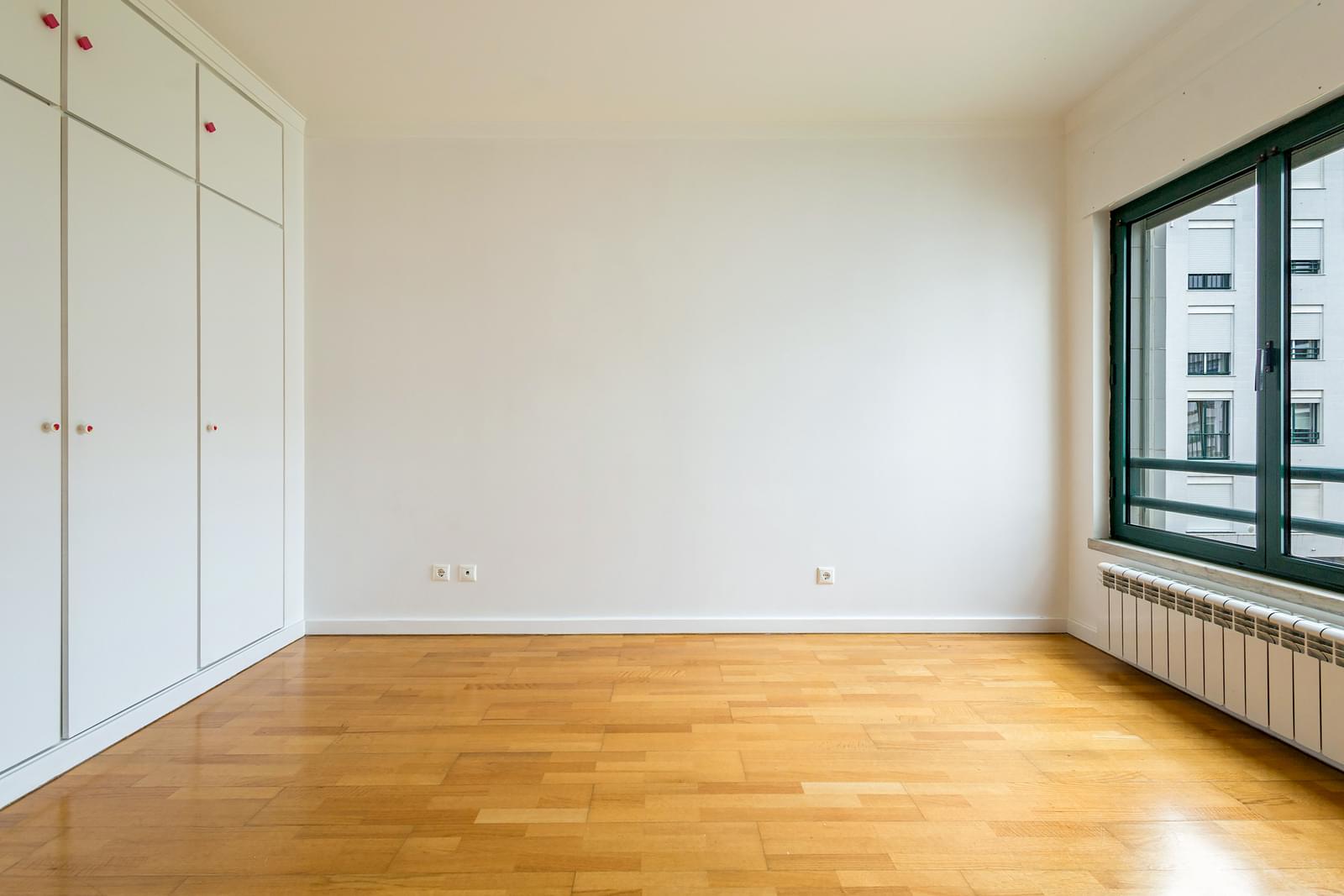 Apartamento T3 com piscina, Lumiar, Lisboa - Imagem 12