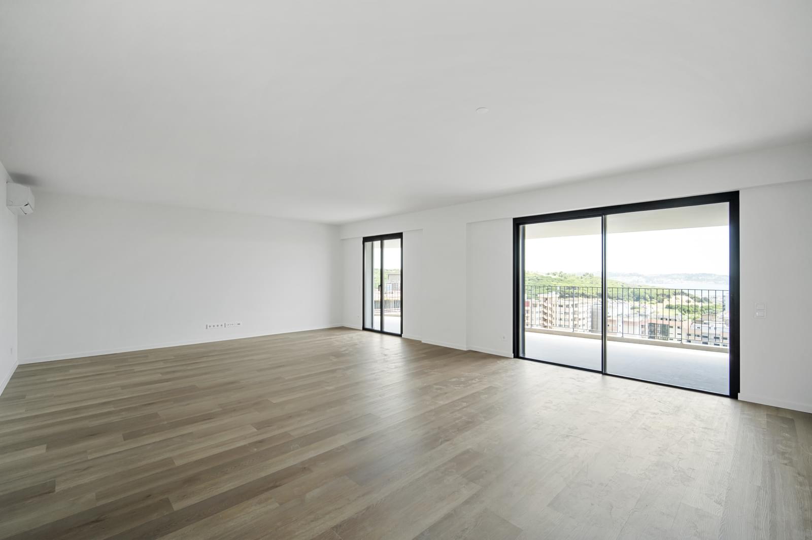 Apartamento T4 com piscina, Miraflores, Oeiras - Imagem 9