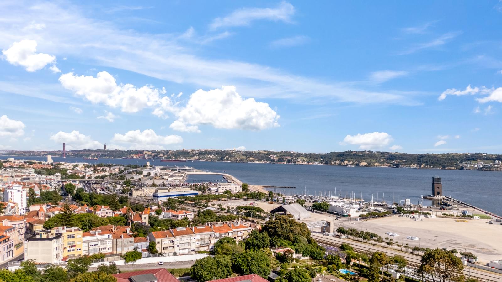Apartamento T4 com jardim, Algés, Oeiras - Imagem 22