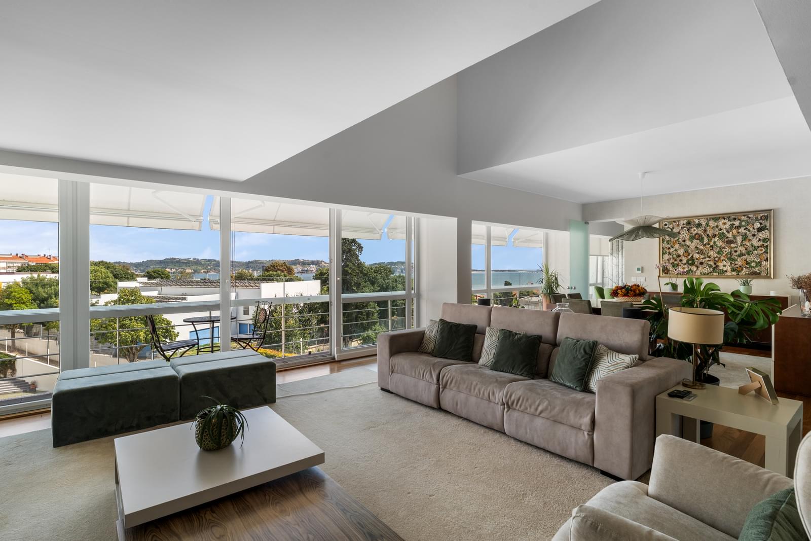 4 Bedroom Apartment/Flat's Image 4