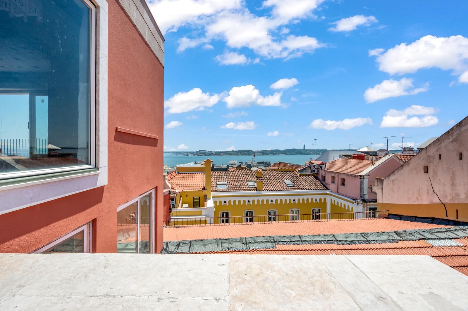4 Bedroom Apartment/Flat's Image 5