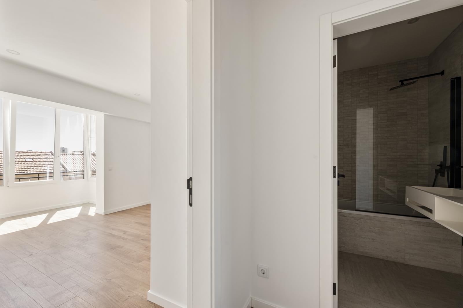 Apartamento T3 com varanda, Linda-a-Velha, Oeiras - Imagem 9