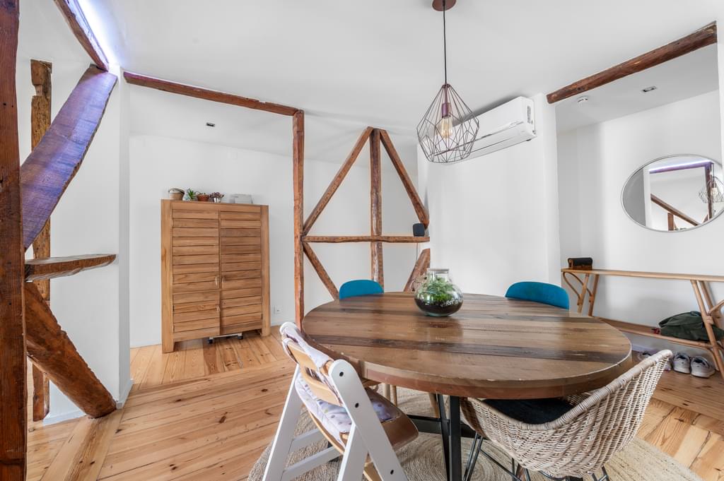 2 Bedroom Apartment with a view, São Bento, Lisboa 2269838750