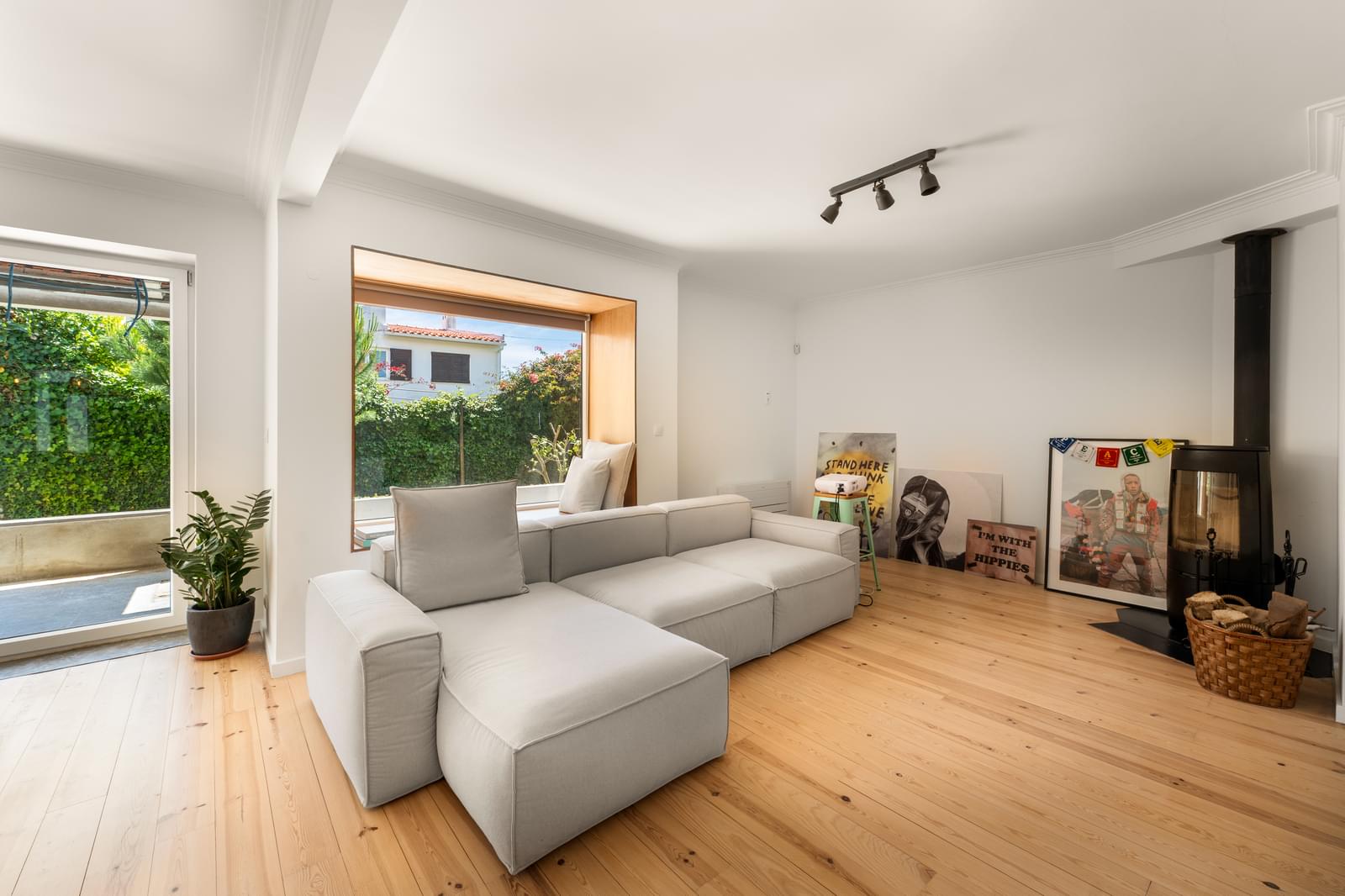 5 Bedroom Villa/Townhouse's Image 6