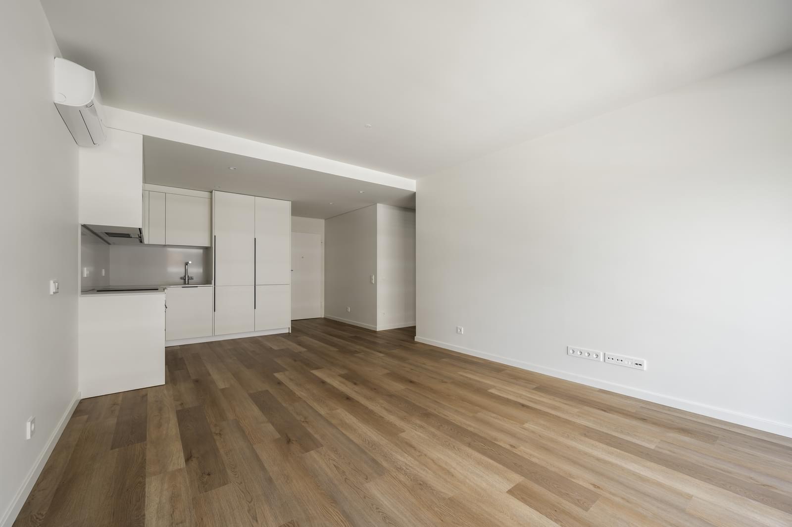 Apartamento T2 com estacionamento, Miraflores, Oeiras - Imagem 8