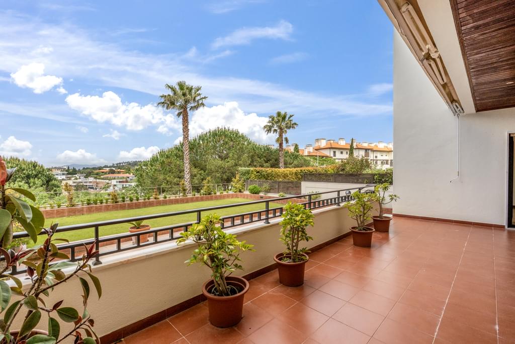 3 Bedroom Apartment with garden, Belas Clube de Campo, Sintra 387865453