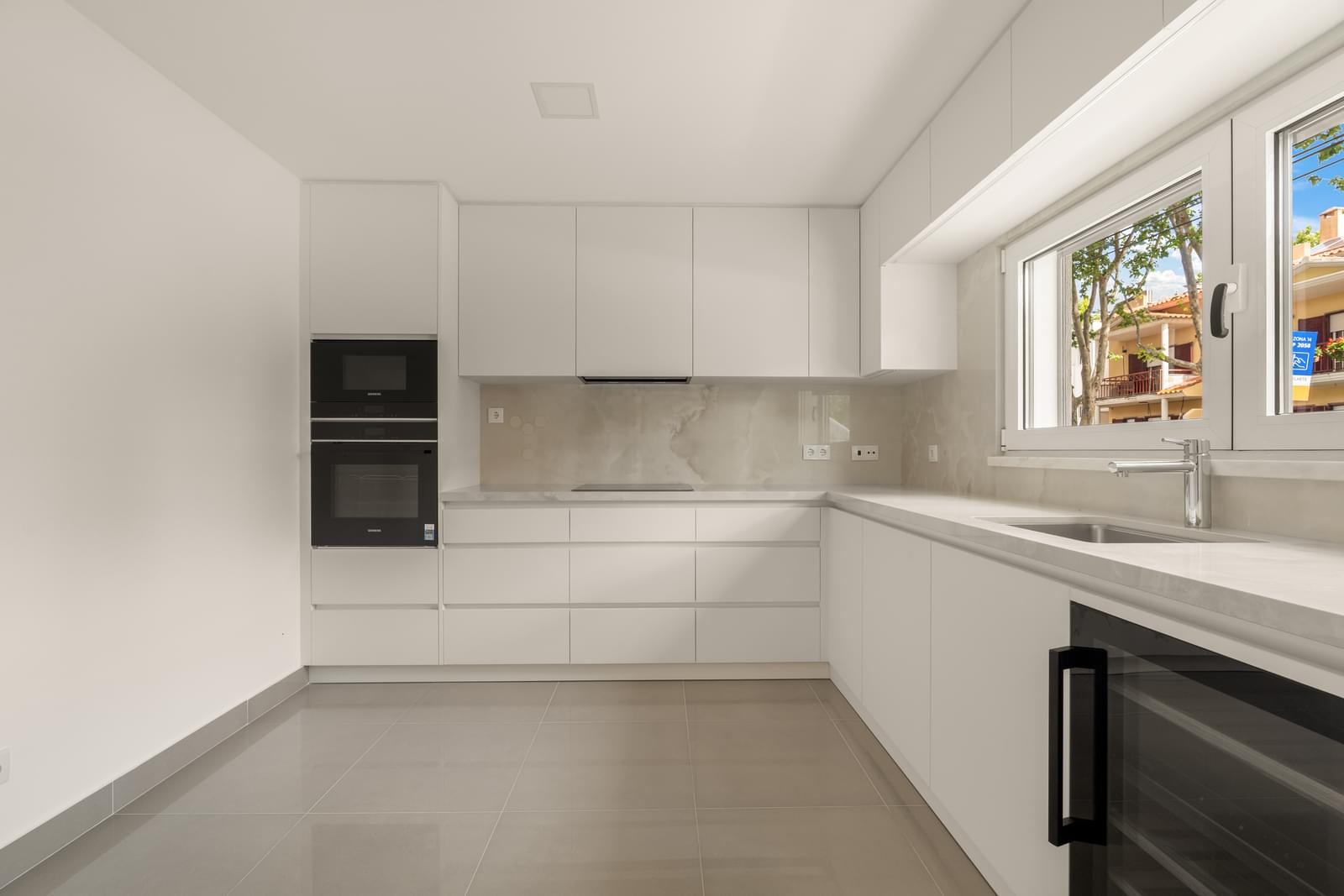 4 Bedroom Villa/Townhouse's Image 3