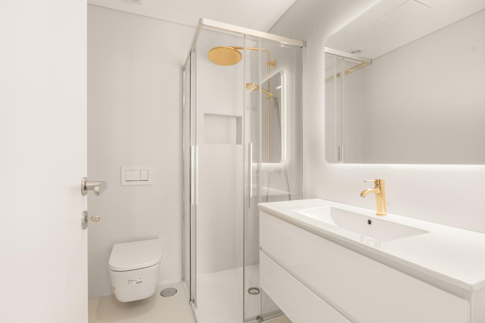 4 Bedroom Villa/Townhouse's Image 6