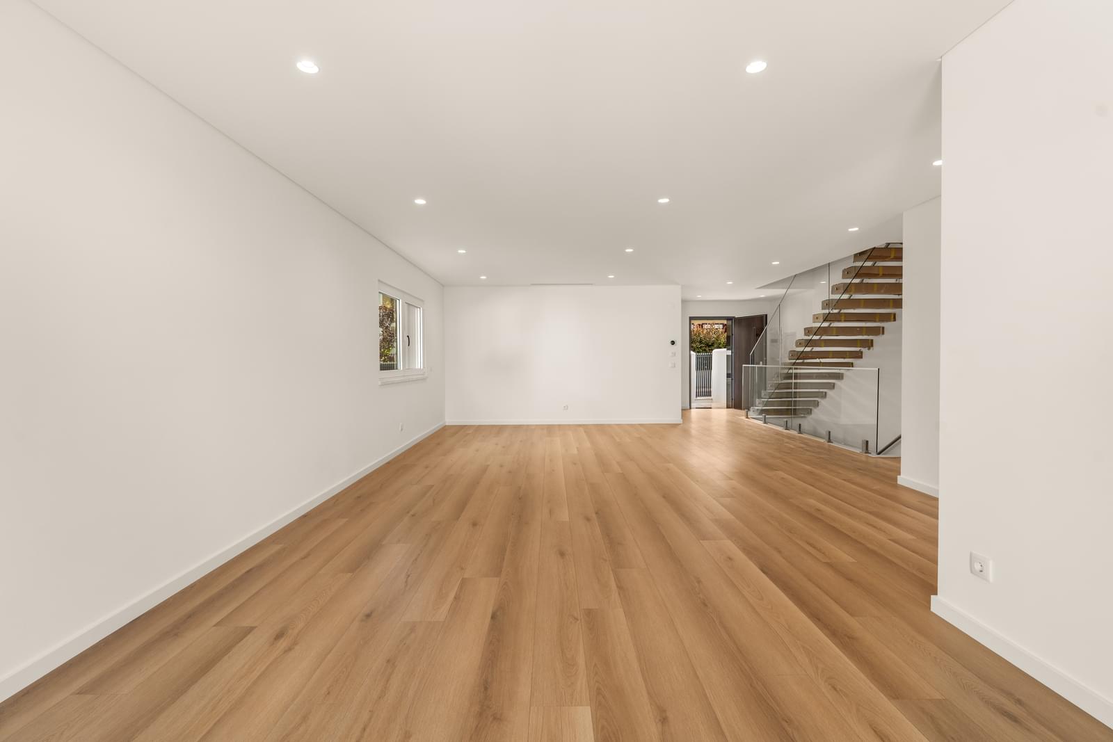 4 Bedroom Villa/Townhouse's Image 7