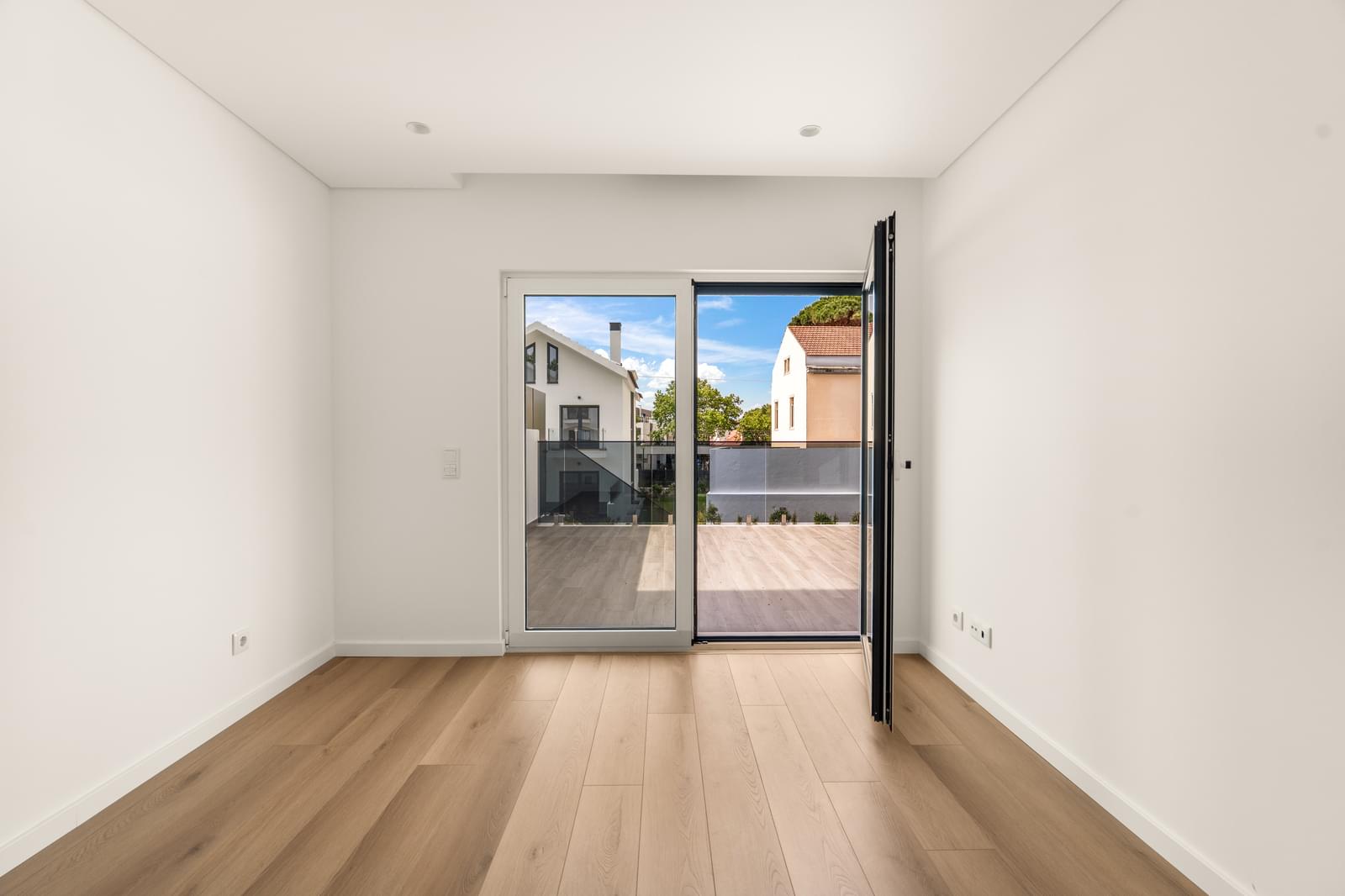 4 Bedroom Villa/Townhouse's Image 9