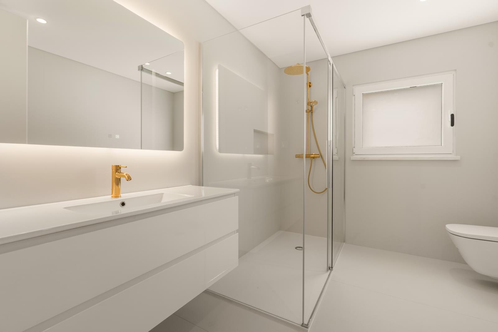 4 Bedroom Villa/Townhouse's Image 19