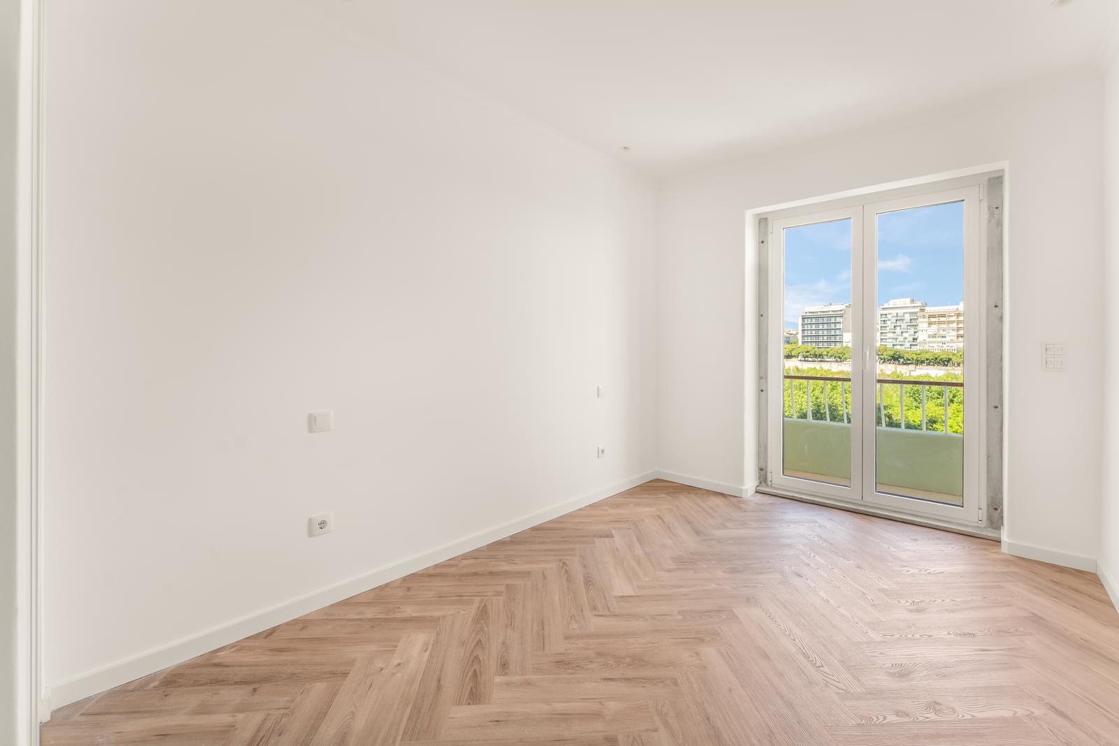 2 Bedroom Apartment/Flat's Image 10