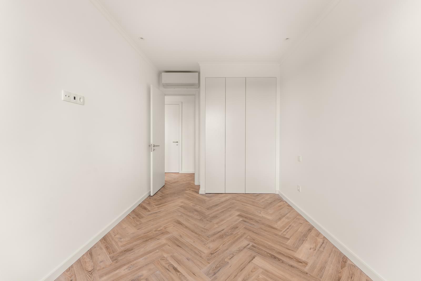 2 Bedroom Apartment/Flat's Image 11