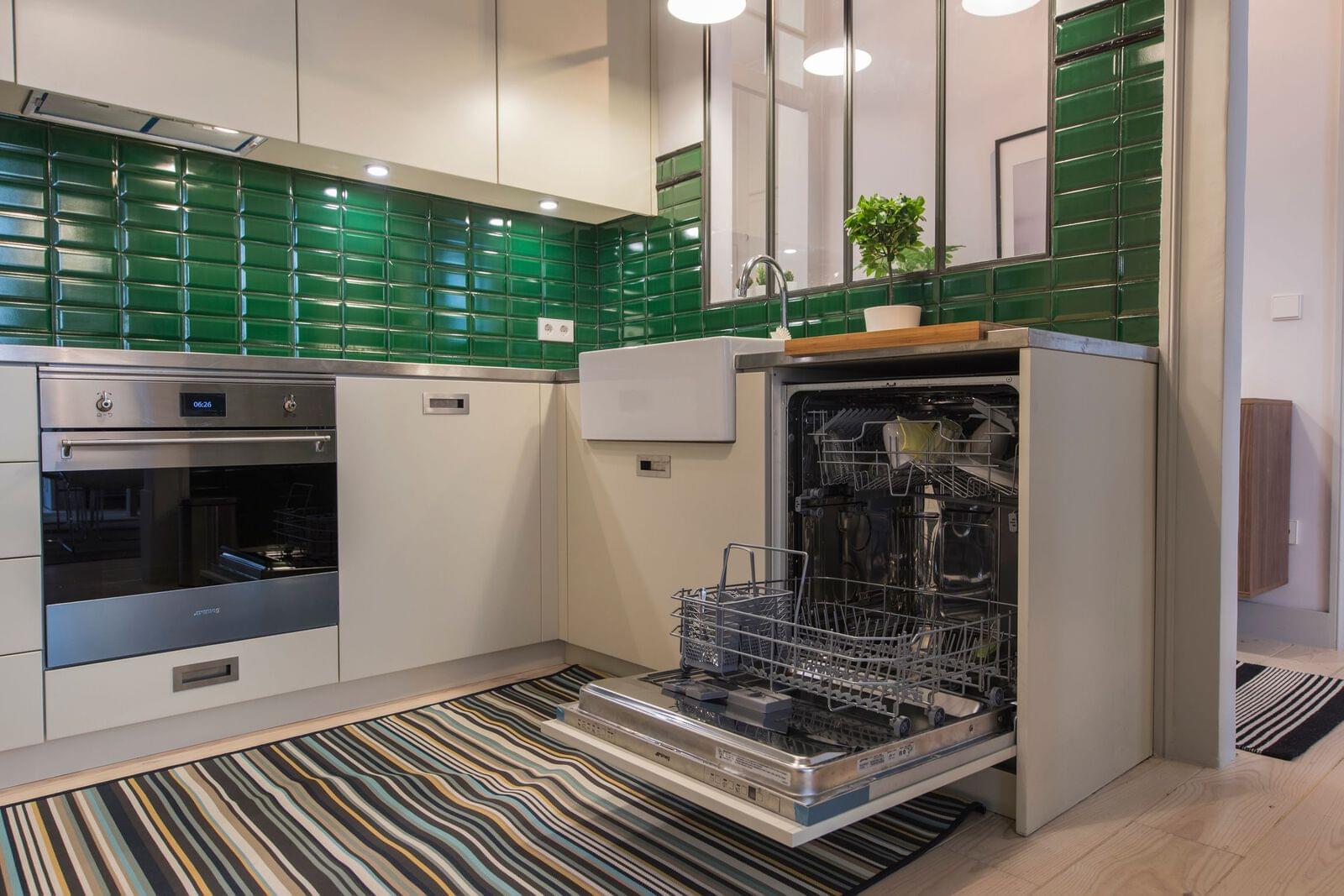 2 Bedroom Apartment/Flat's Image 8