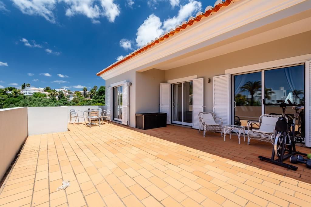 4 Bedroom Detached house with swimming pool, Ferragudo, Lagoa 3329256985