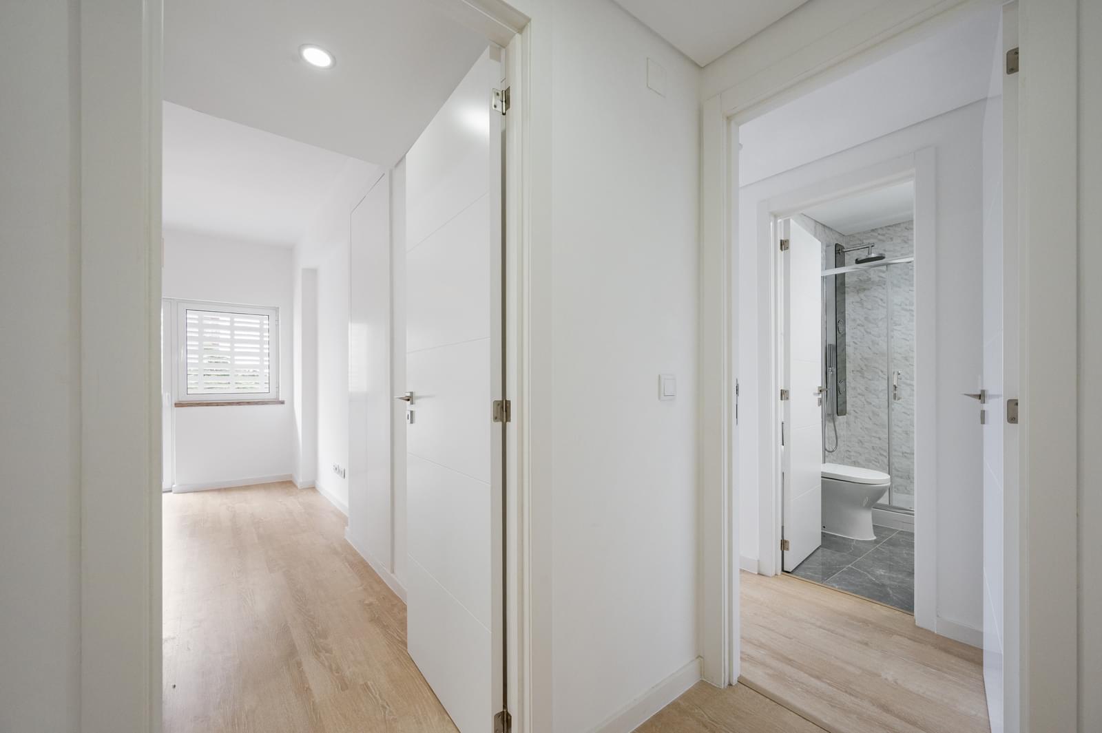 Apartamento T4 com varanda, Paço de Arcos, Oeiras - Imagem 19