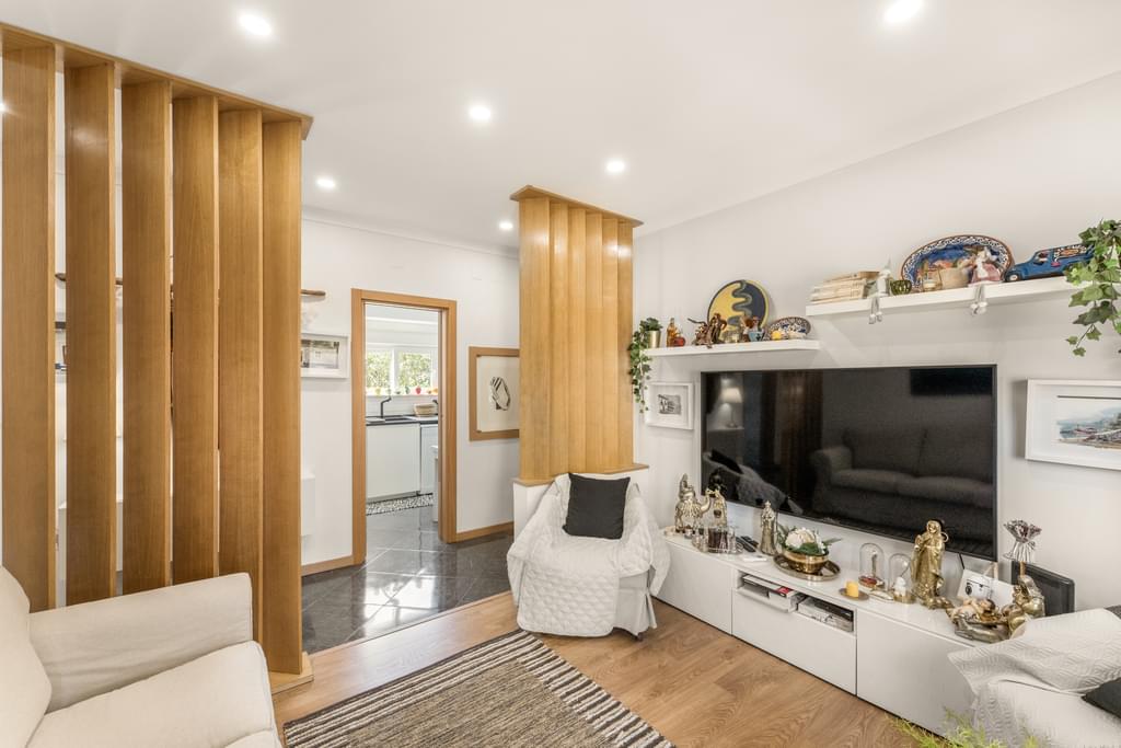 2 Bedroom Apartment, Alvalade, Lisboa 1030885103