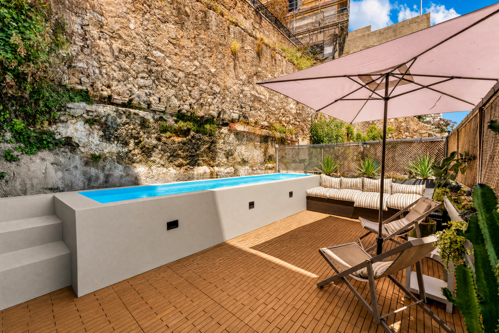 4 Bedroom House with swimming pool, 24 de Julho, Lisboa 2936543324