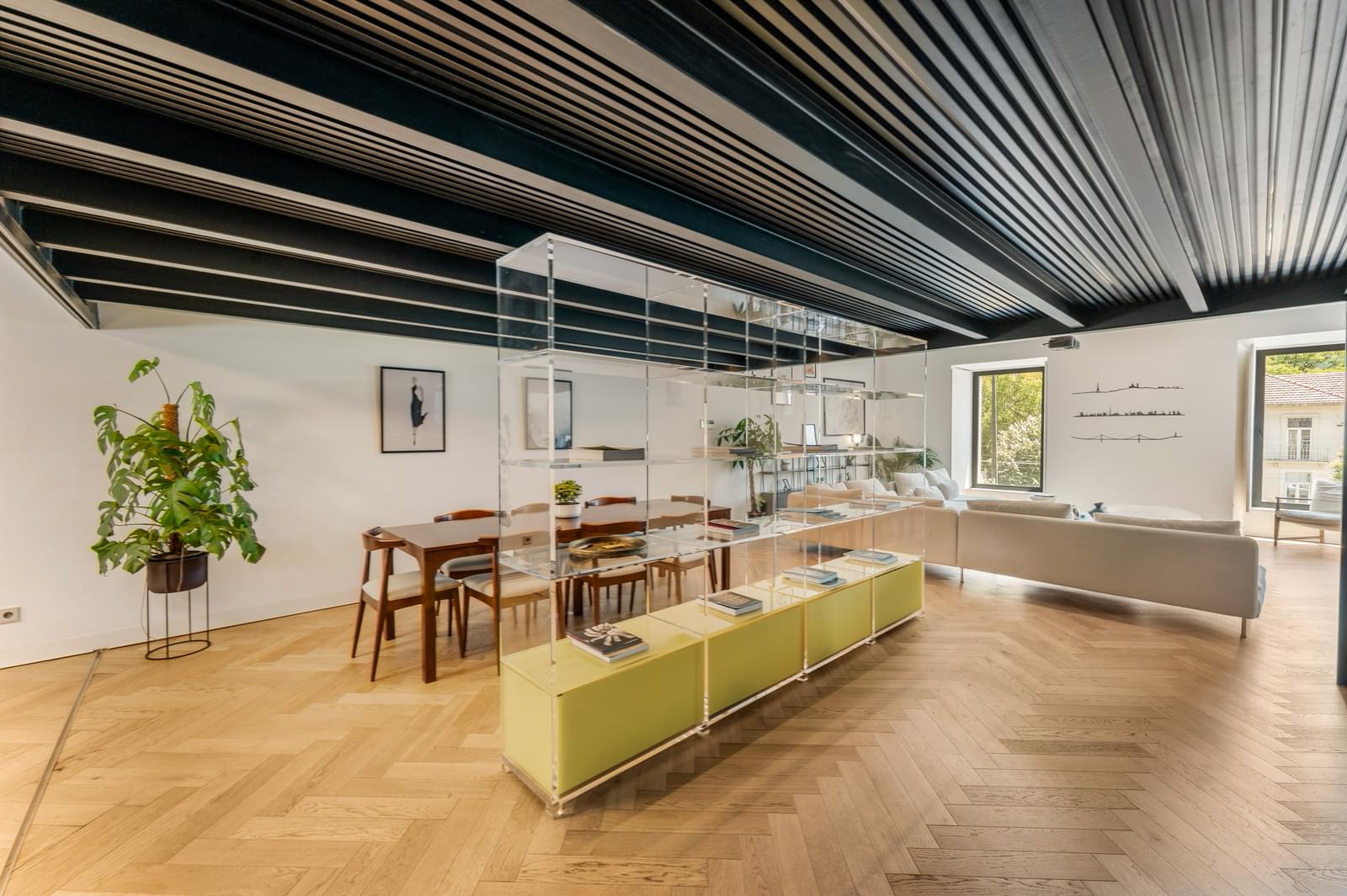 4 Bedroom Villa/Townhouse's Image 8