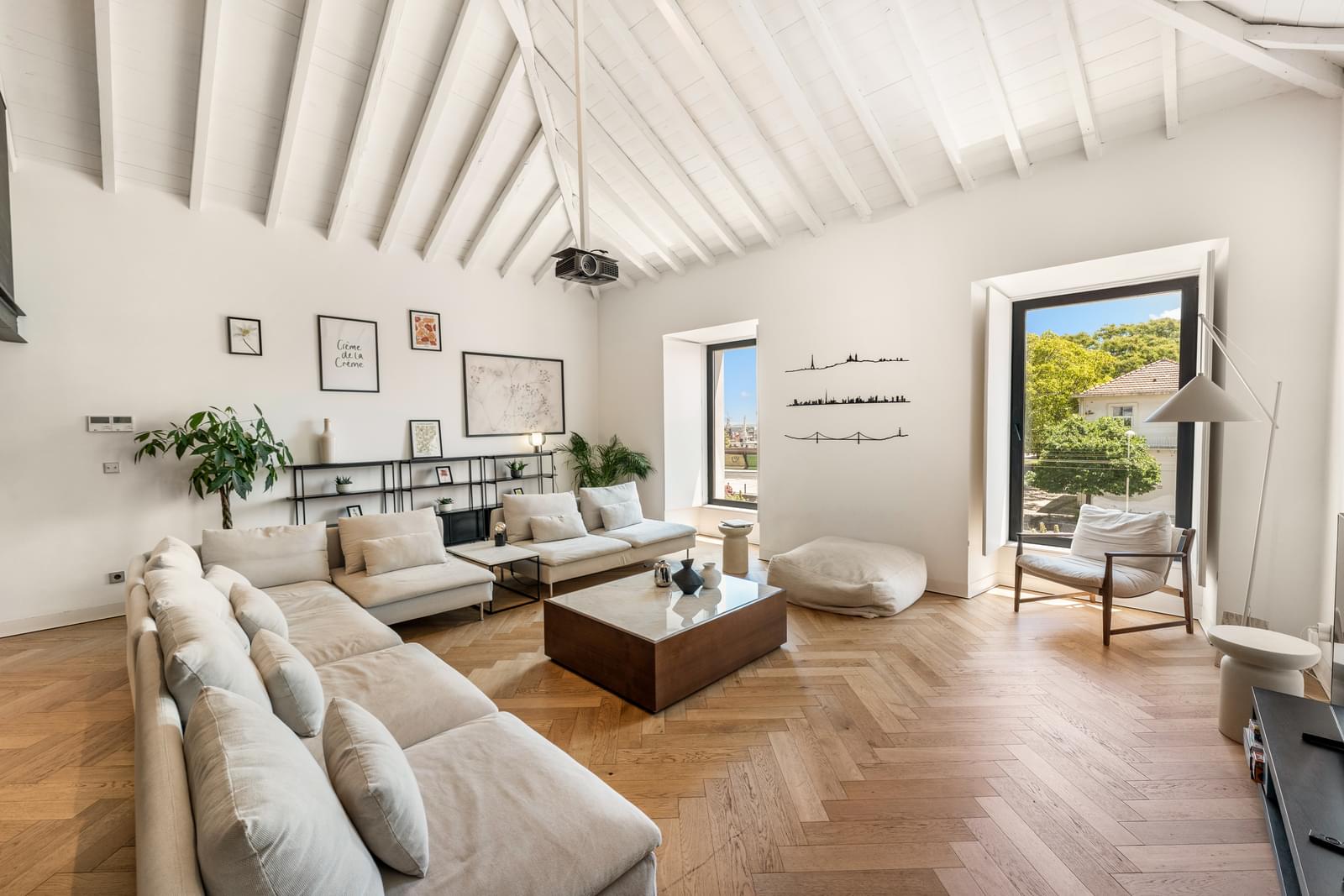4 Bedroom Villa/Townhouse's Image 12