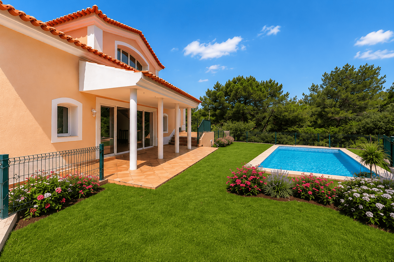 4 Bedroom Villa/Townhouse's Image 5