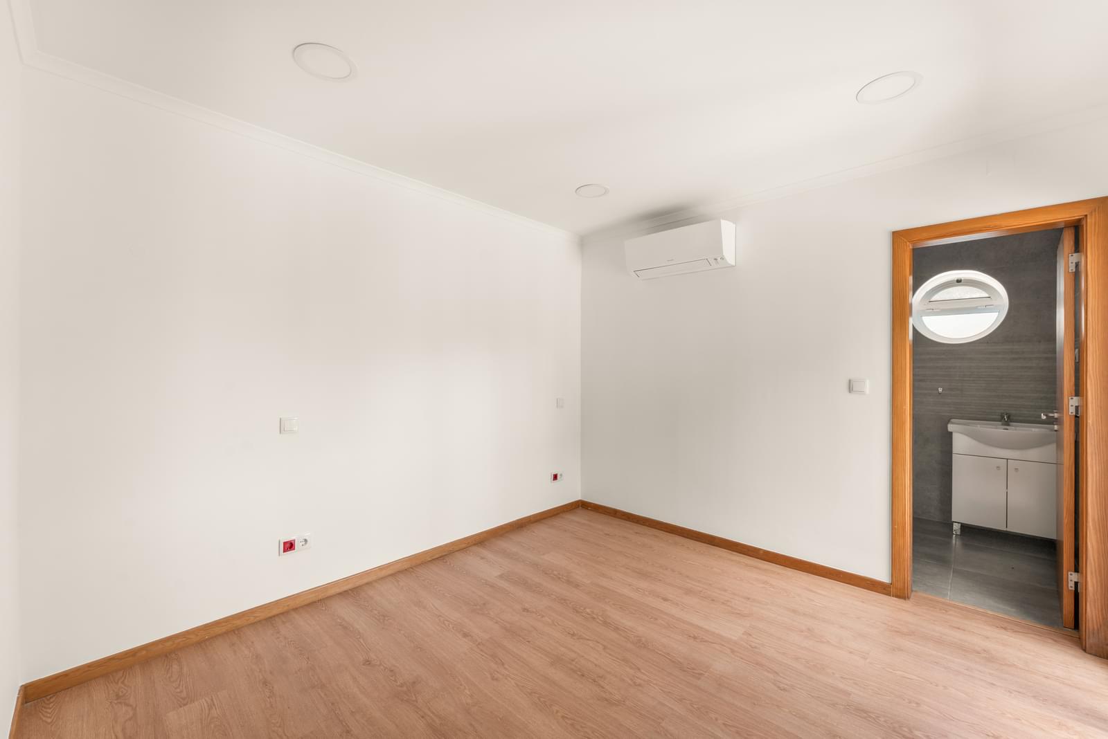 4 Bedroom Villa/Townhouse's Image 26