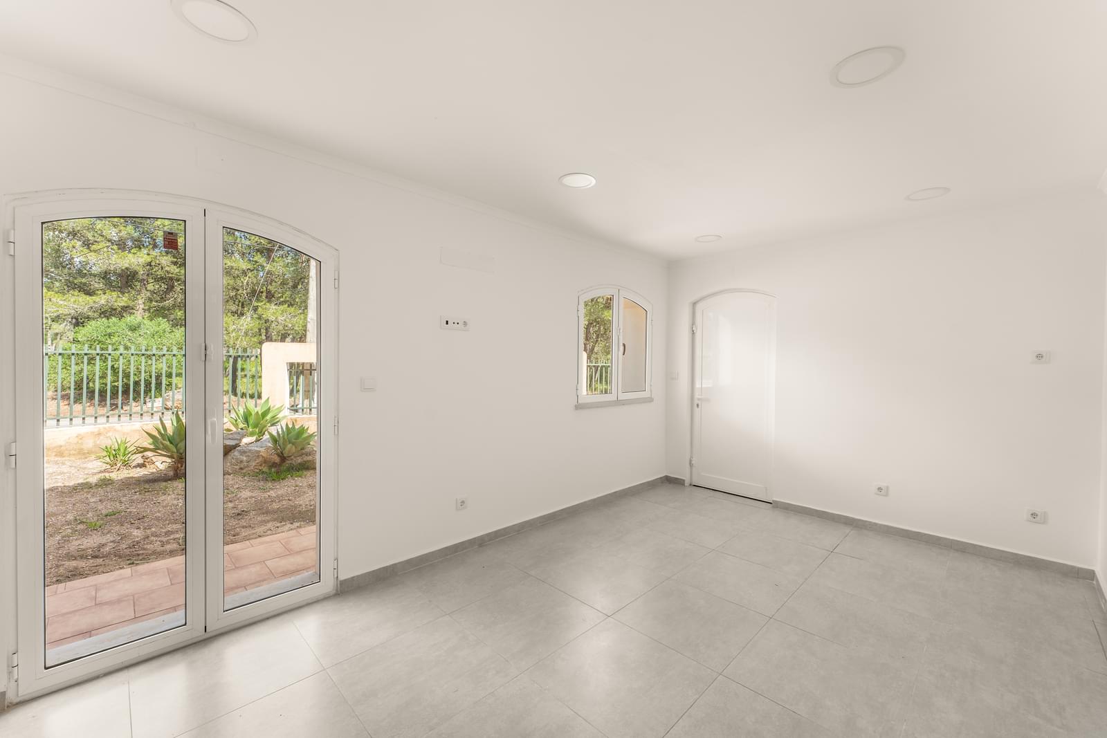 4 Bedroom Villa/Townhouse's Image 37