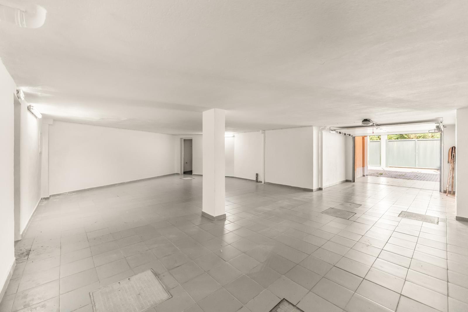 4 Bedroom Villa/Townhouse's Image 52