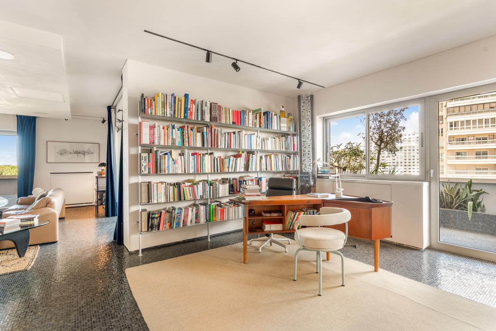 2 Bedroom Apartment/Flat's Image 7