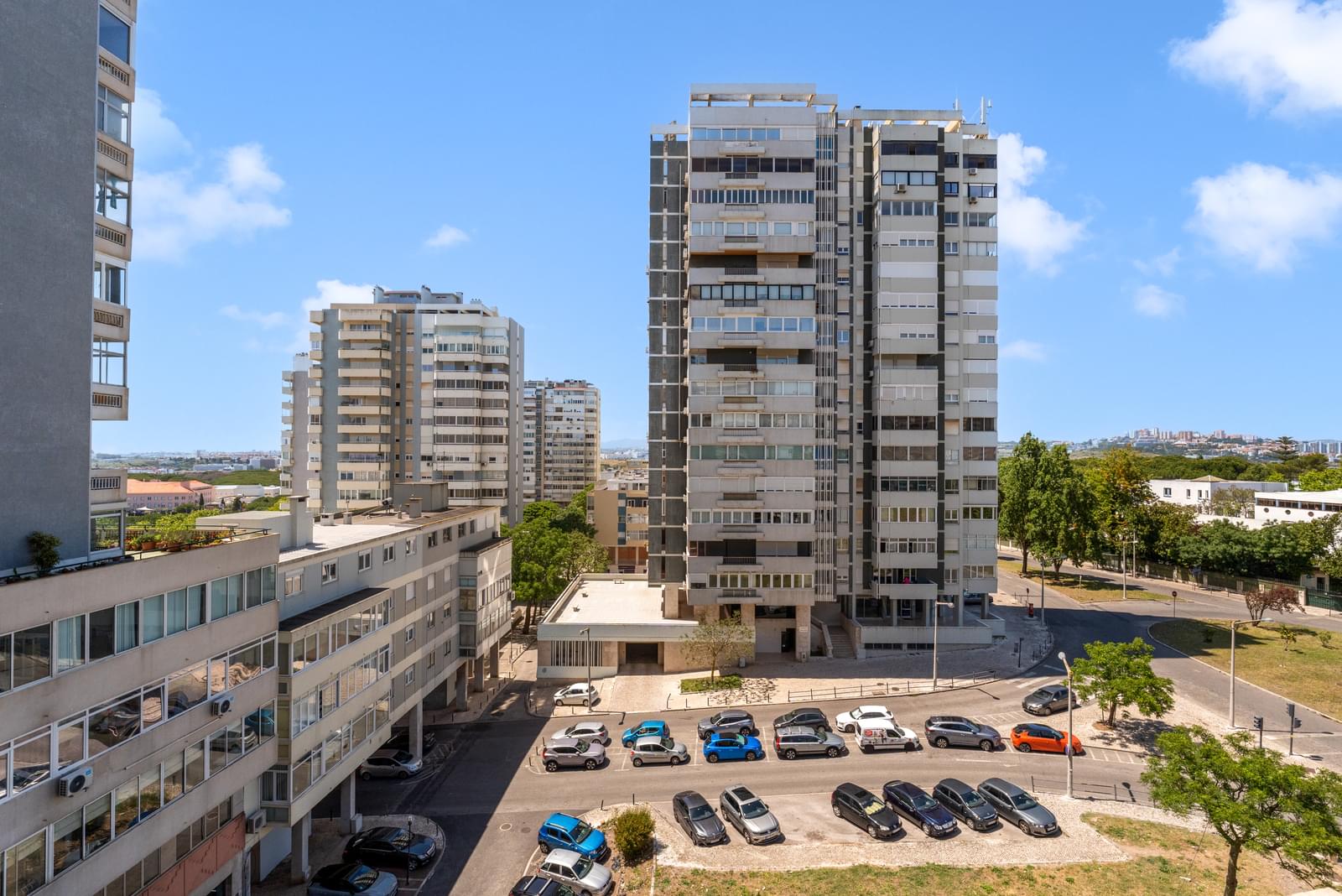2 Bedroom Apartment/Flat's Image 31