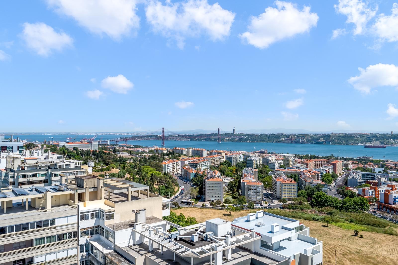 2 Bedroom Apartment/Flat's Image 33