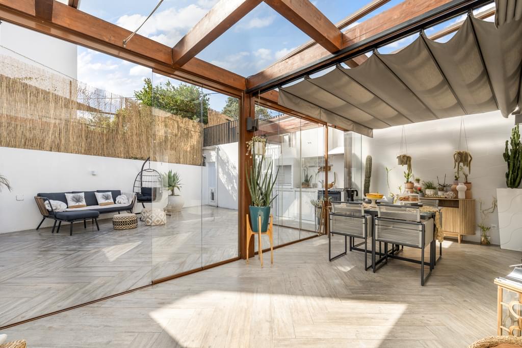 4 Bedroom House with garden, Encarnação, Lisboa 3131025584