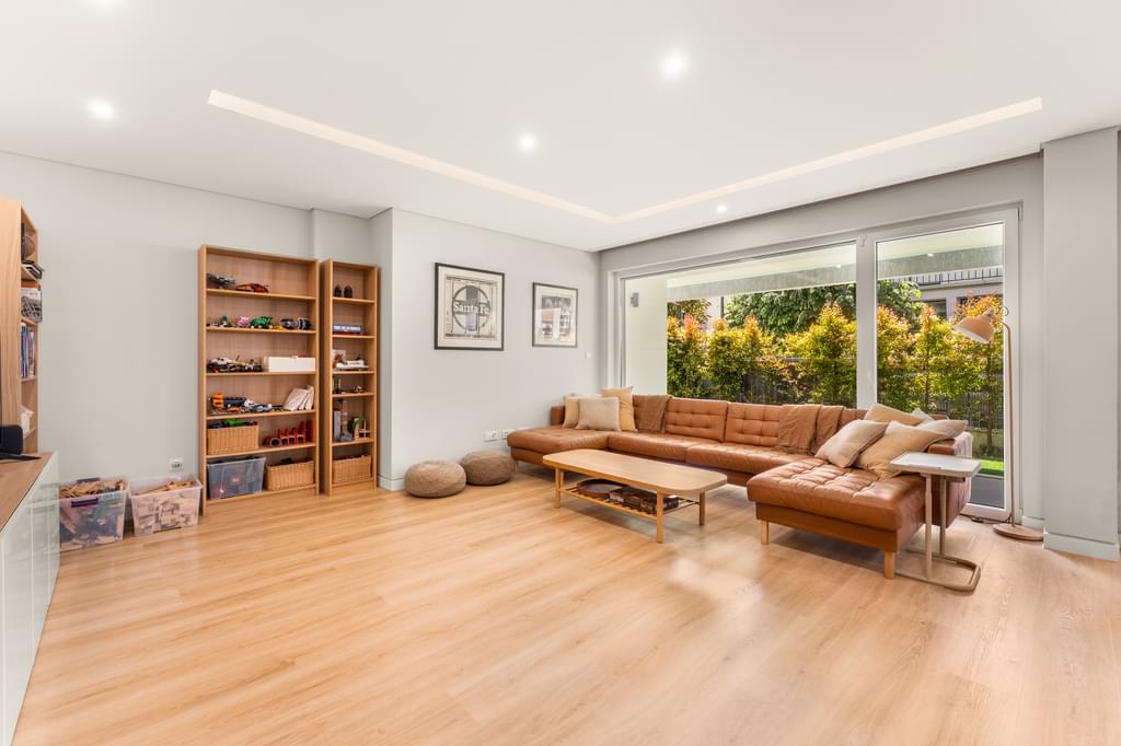 4 Bedroom Apartment with garden, Carcavelos, Cascais 200175482