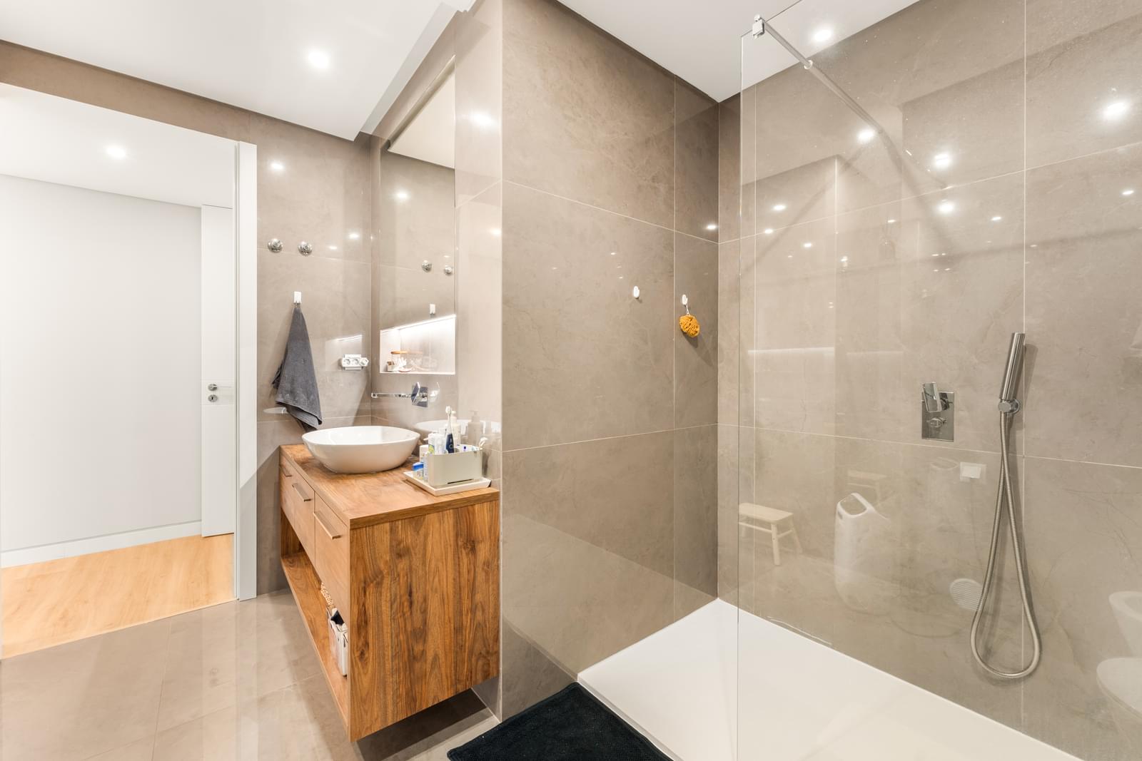 4 Bedroom Apartment/Flat's Image 11