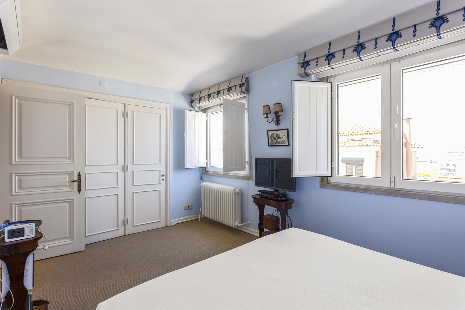 Duplex T1 + 1 com vista, Lapa, Lisboa - Imagem 18