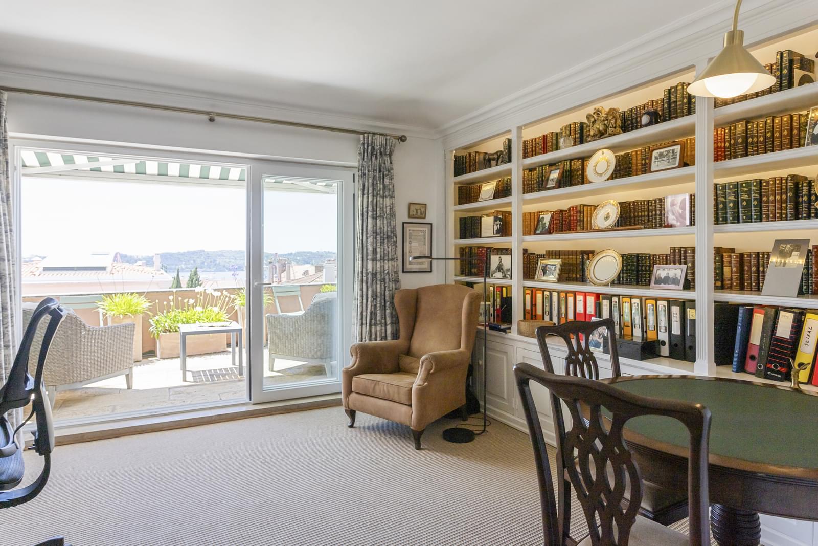 Duplex T1 + 1 com vista, Lapa, Lisboa - Imagem 21