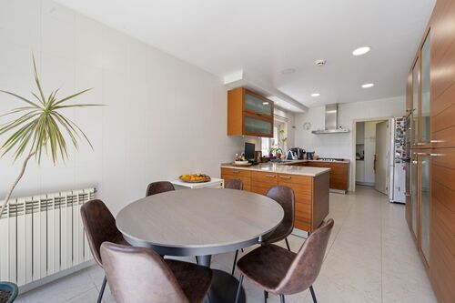 PF40515 - 4 Bedroom Apartment with a view, Setubal - Image 18