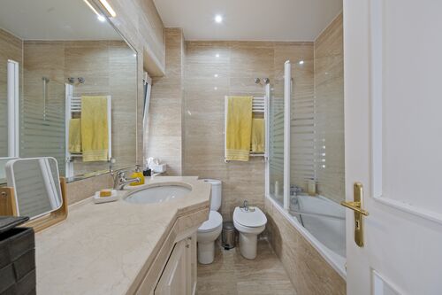 PF40515 - 4 Bedroom Apartment with a view, Setubal - Image 27