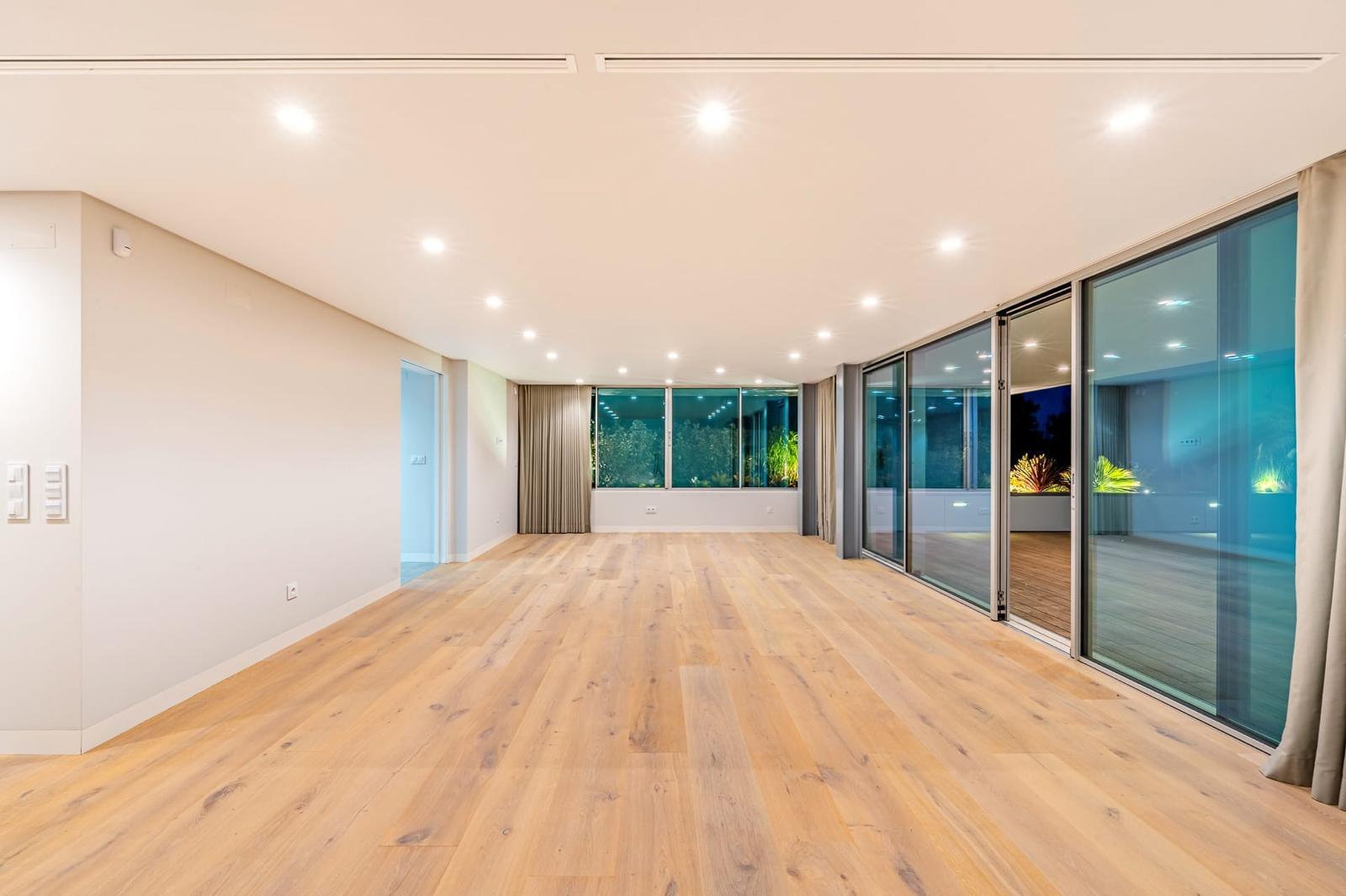 Moradia T4 com piscina, Cascais - Imagem 7