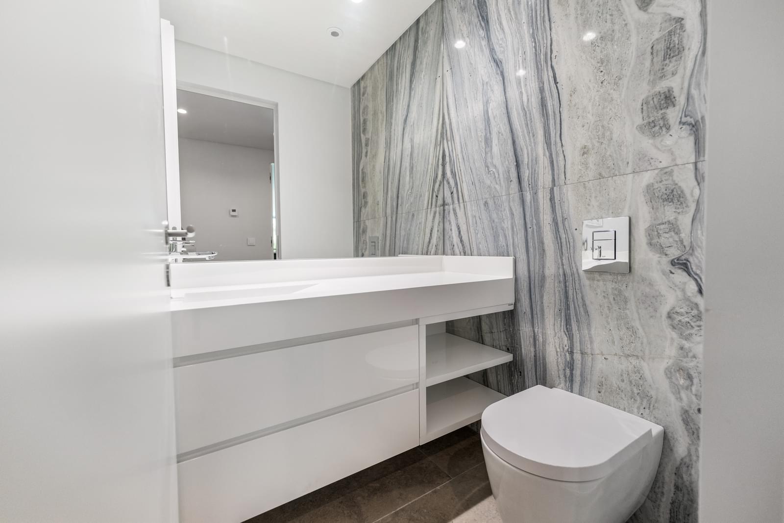 4 Bedroom Villa/Townhouse's Image 8