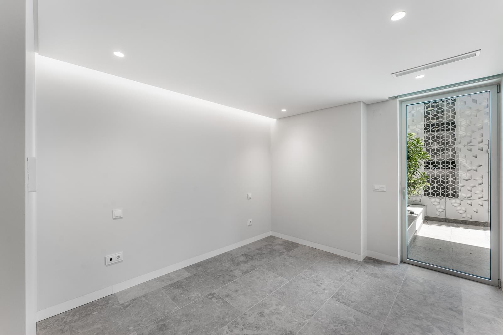 4 Bedroom Villa/Townhouse's Image 9