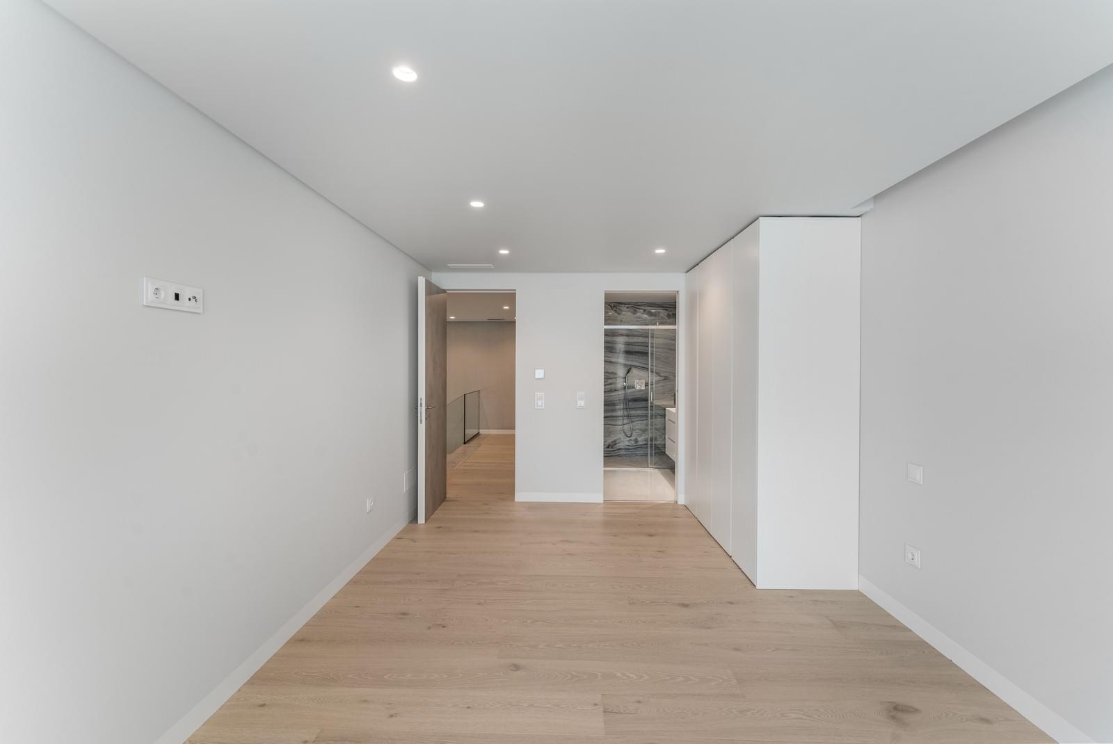 4 Bedroom Villa/Townhouse's Image 20