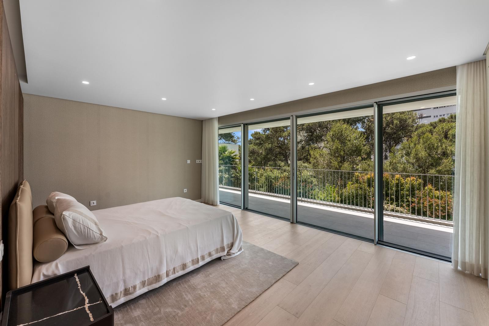 4 Bedroom Villa/Townhouse's Image 26
