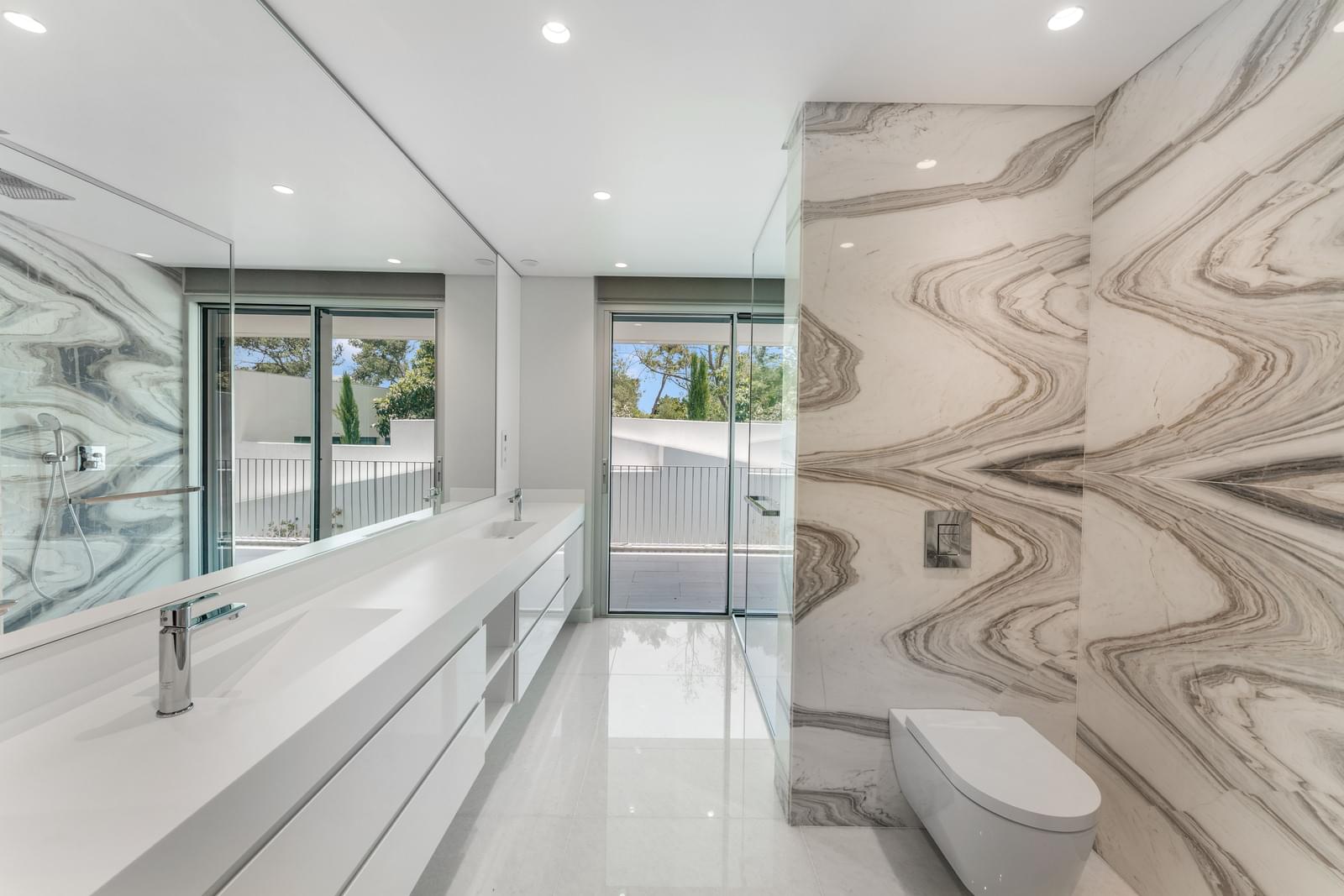 4 Bedroom Villa/Townhouse's Image 28