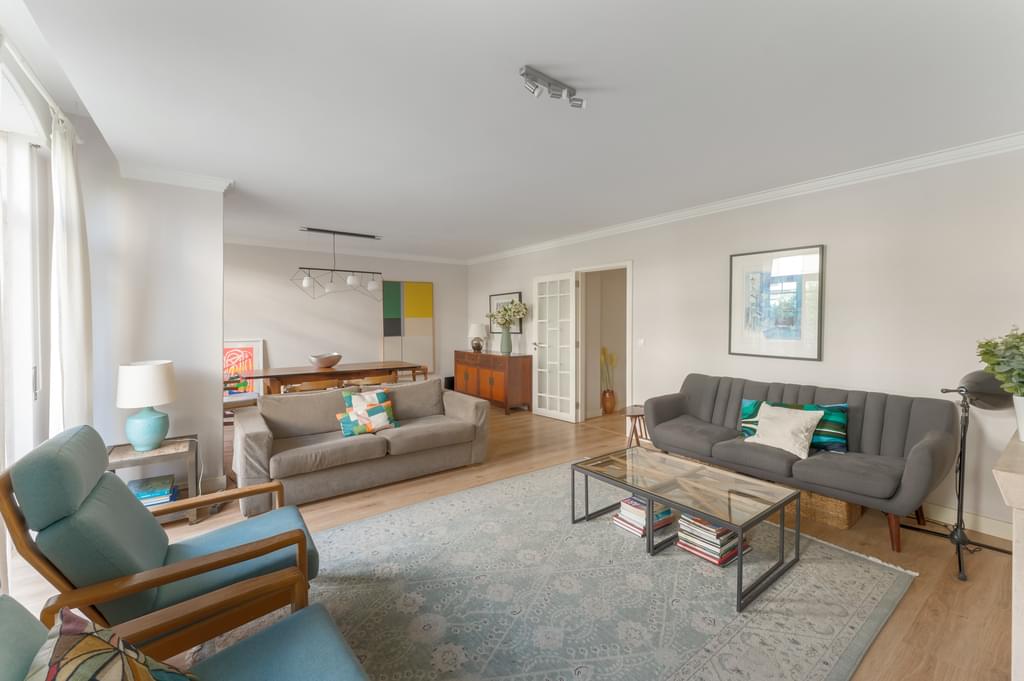 3 Bedroom Apartment with parking, Gulbenkian, Lisboa 935894361