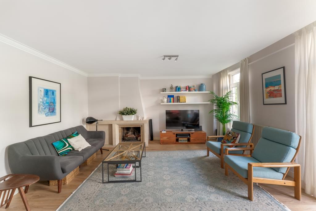 3 Bedroom Apartment with parking, Gulbenkian, Lisboa 935894361