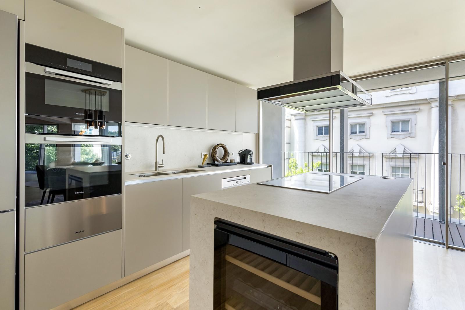 Apartamento T3 com vista, Duque de Loulé, Lisboa - Imagem 5