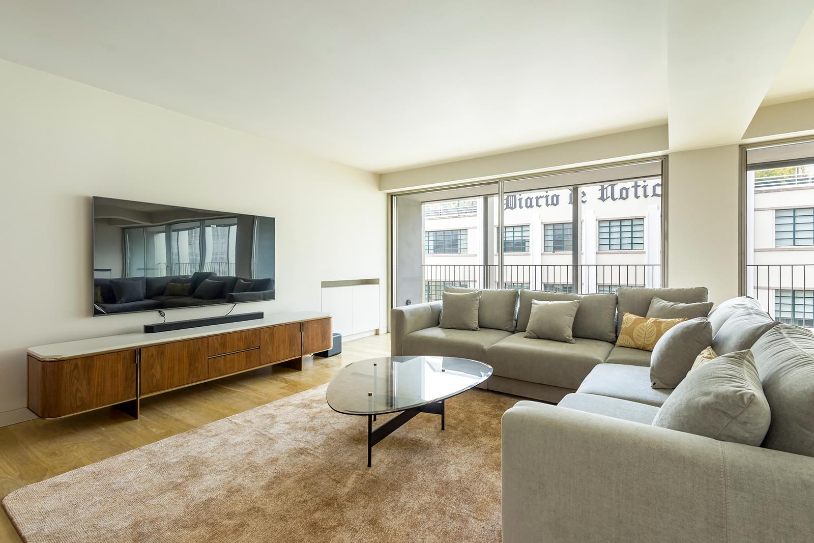 Apartamento T3 com vista, Duque de Loulé, Lisboa - Imagem 3