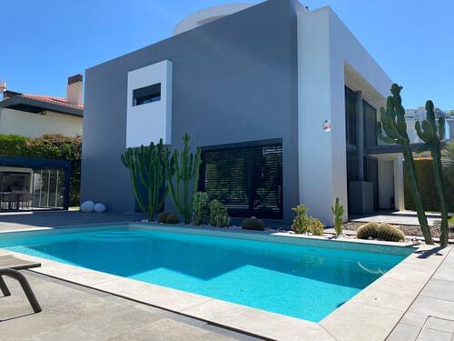 PF40760 - Moradia Isolada T5 com piscina, Estoril, Cascais